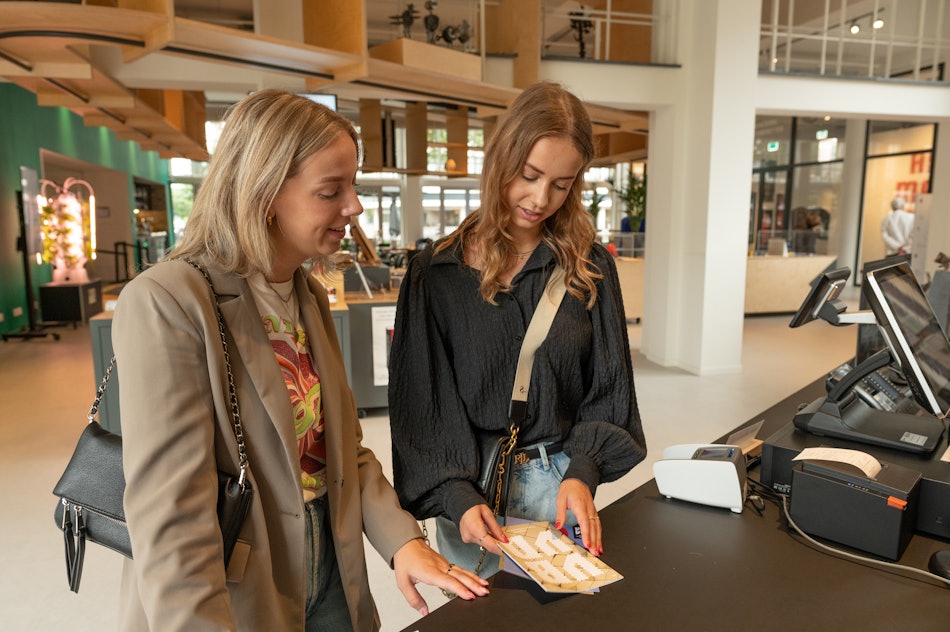 Placeholder for 2023 CAMPAGNE Cultuur van Bommel van Dam WEB Niels Winter 8