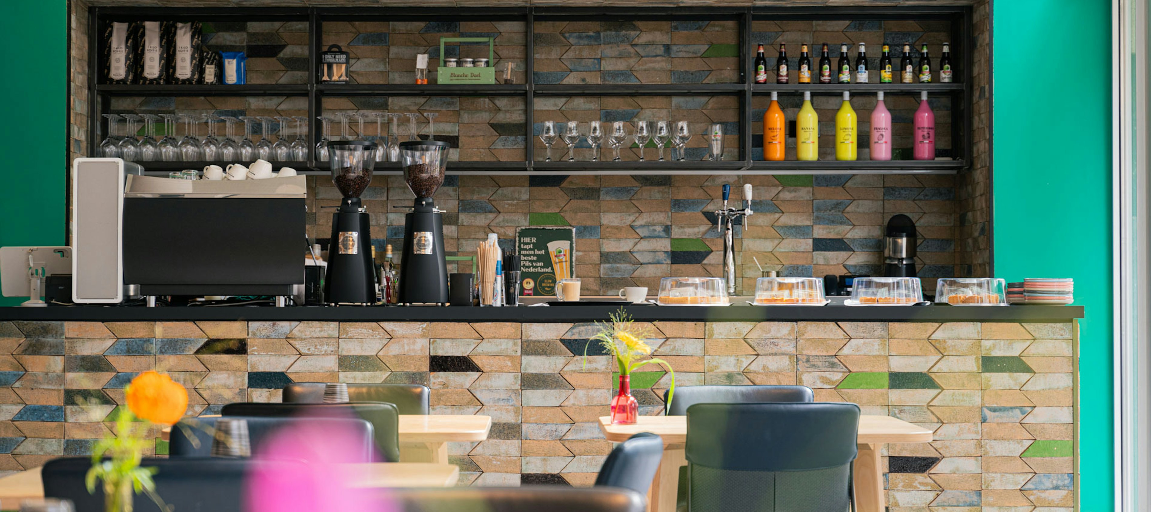 Sparkling Concepts Reina 1